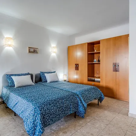 Apartment Estudio Ld A 350m Da Da Rocha , Piscina, Garagem