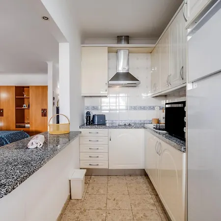 Estudio Ld A 350m Da Da Rocha , Piscina, Garagem *